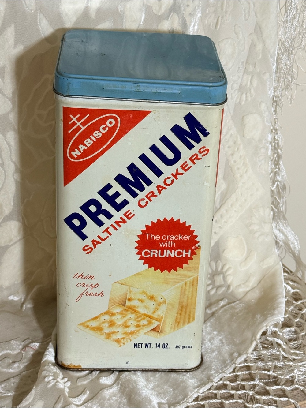 Nabisco Premium Crackers Tin - White & Blue Vintage